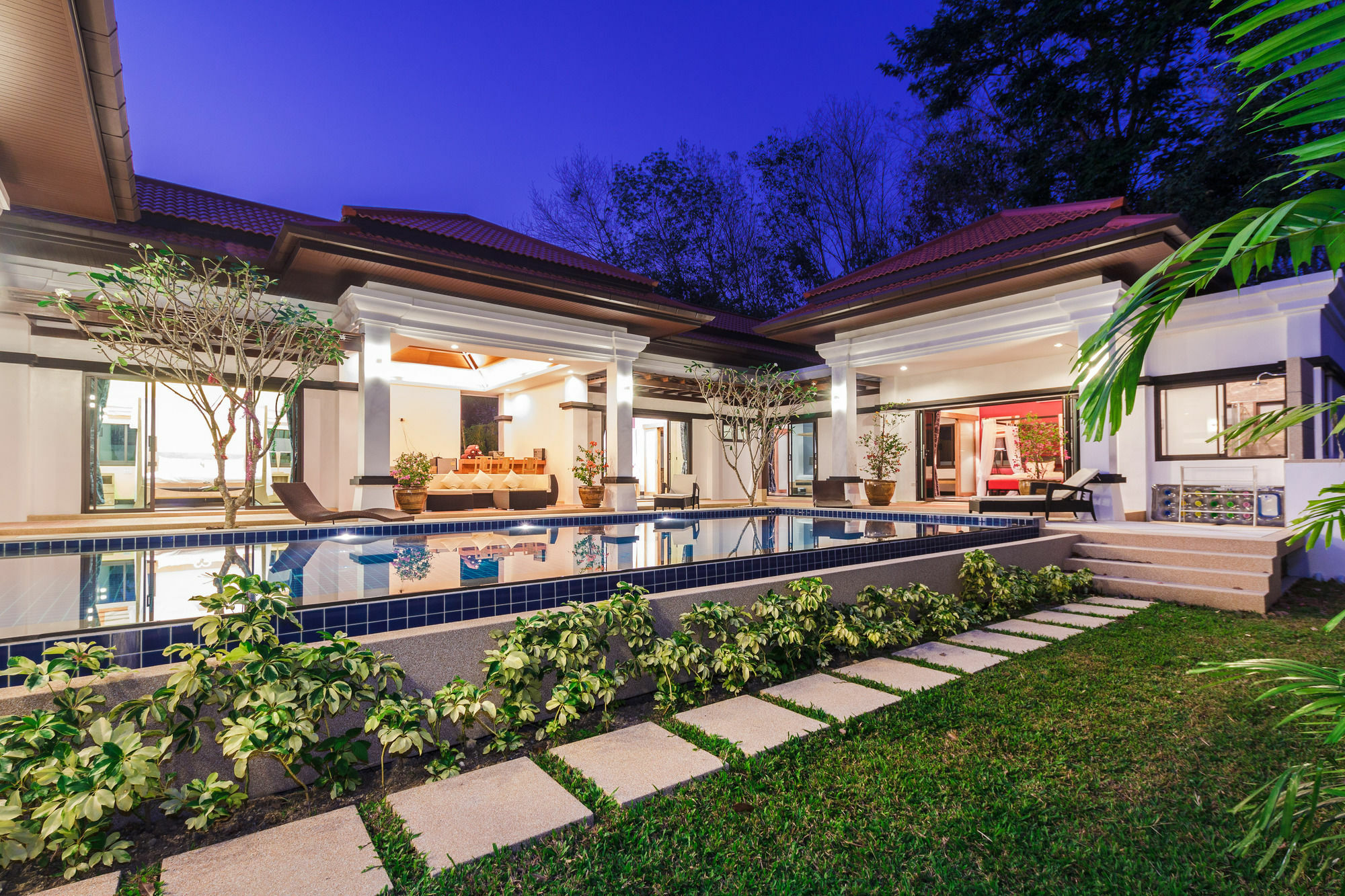 Jewels Villas Phuket Surin Beach  Extérieur photo